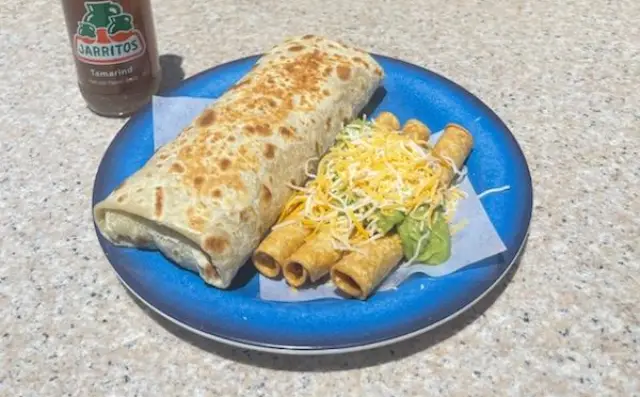 Caliente Mexican Restaurant is the spot for daily specials, authentic Mexican flavors in Sorrento Valley, Del Mar, Carmel Valley, Torrey Pines, and Torrey Hills